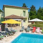 Villa Ester By Interhome